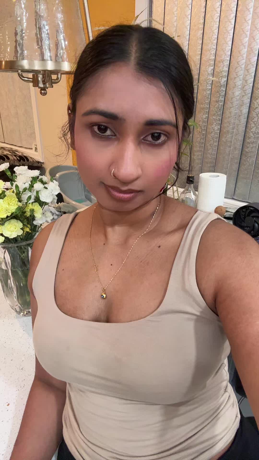 @Priya ✨🧿