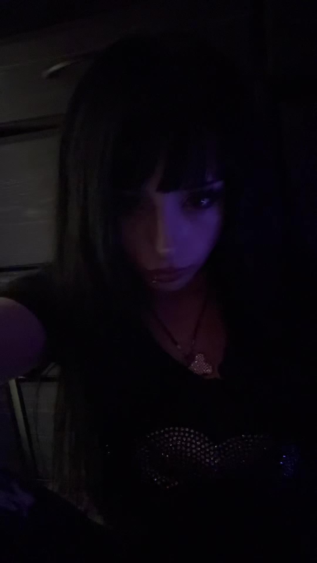 @( -_•)ᡕᠵデᡁ᠊╾━💥