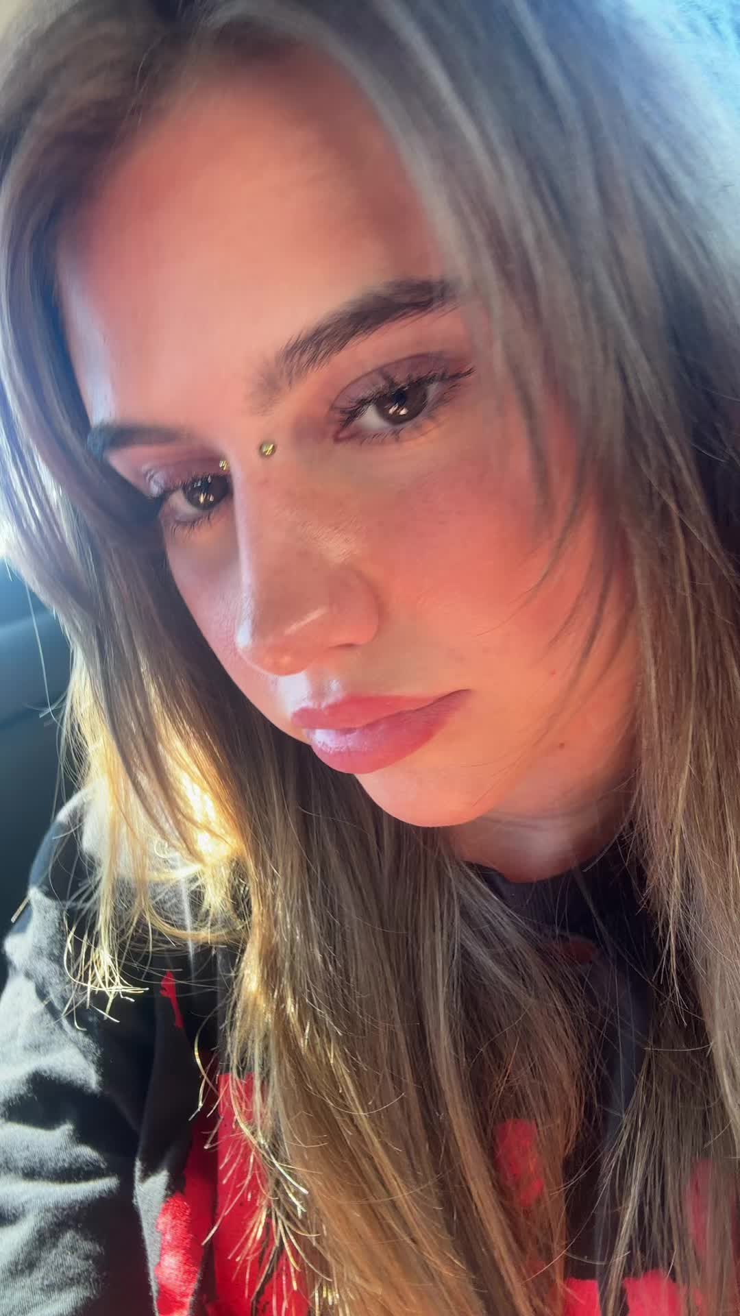 @⠀ ⠀ ⠀ ⠀ ⠀ ⠀