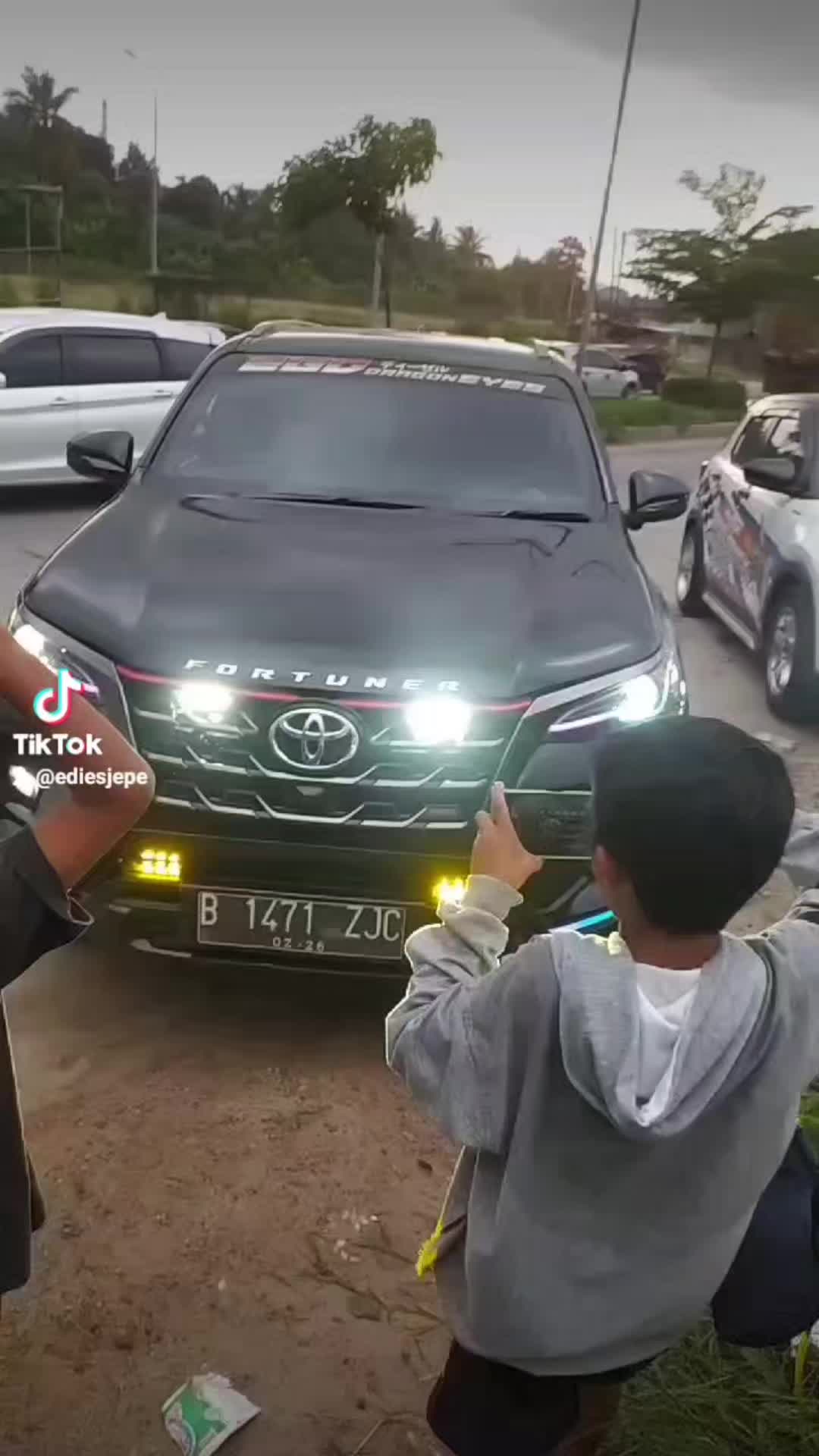 @j