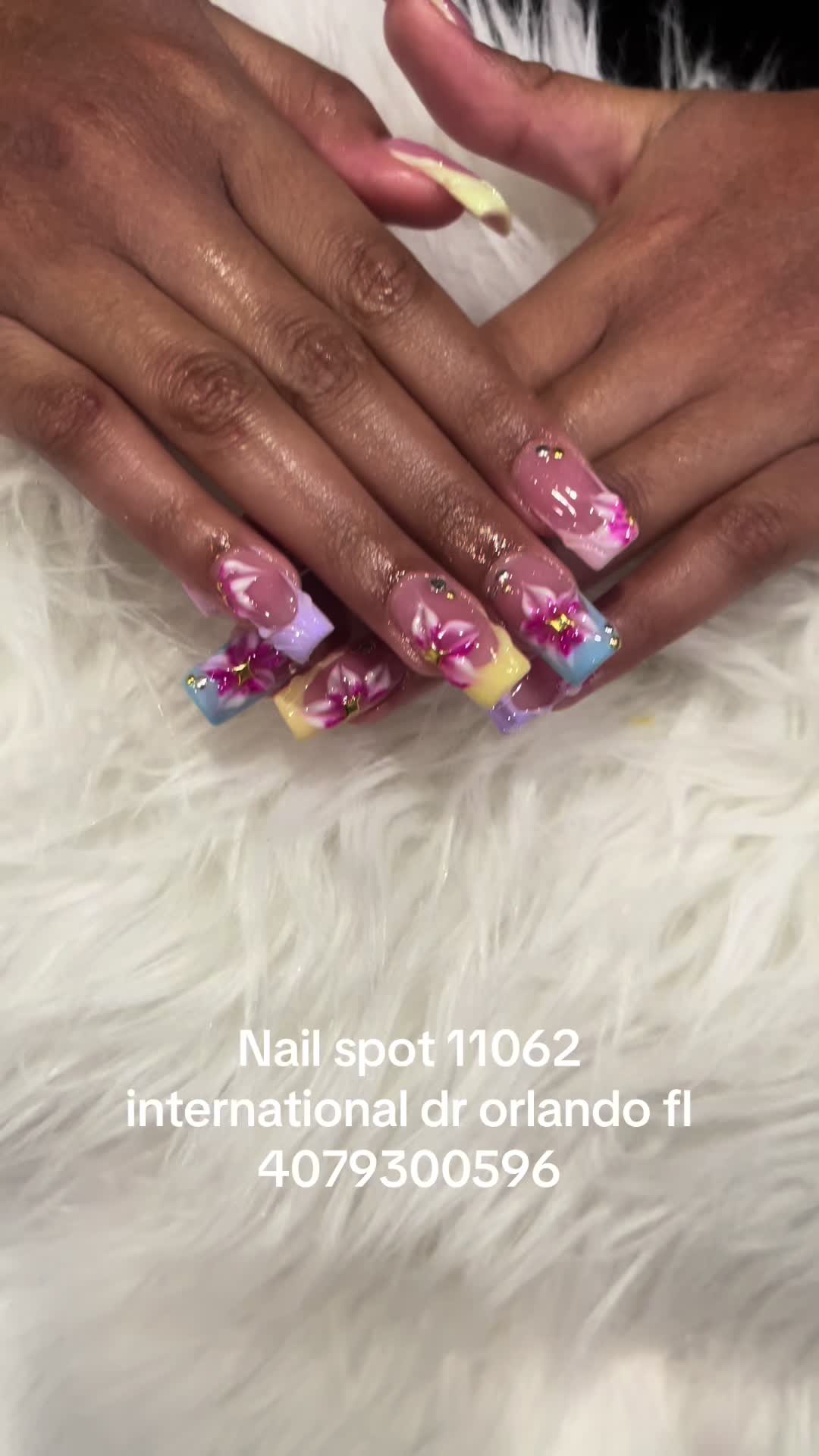 @katenailspot