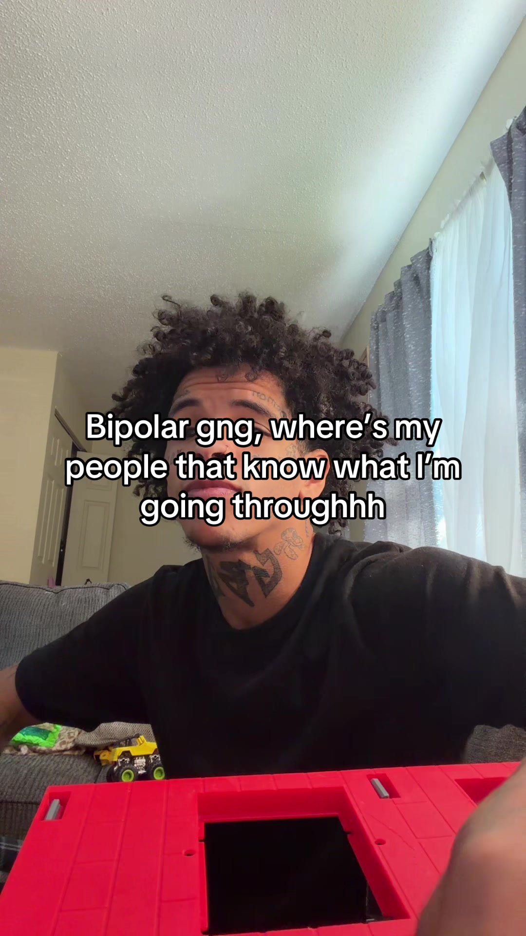 @🧛🏾