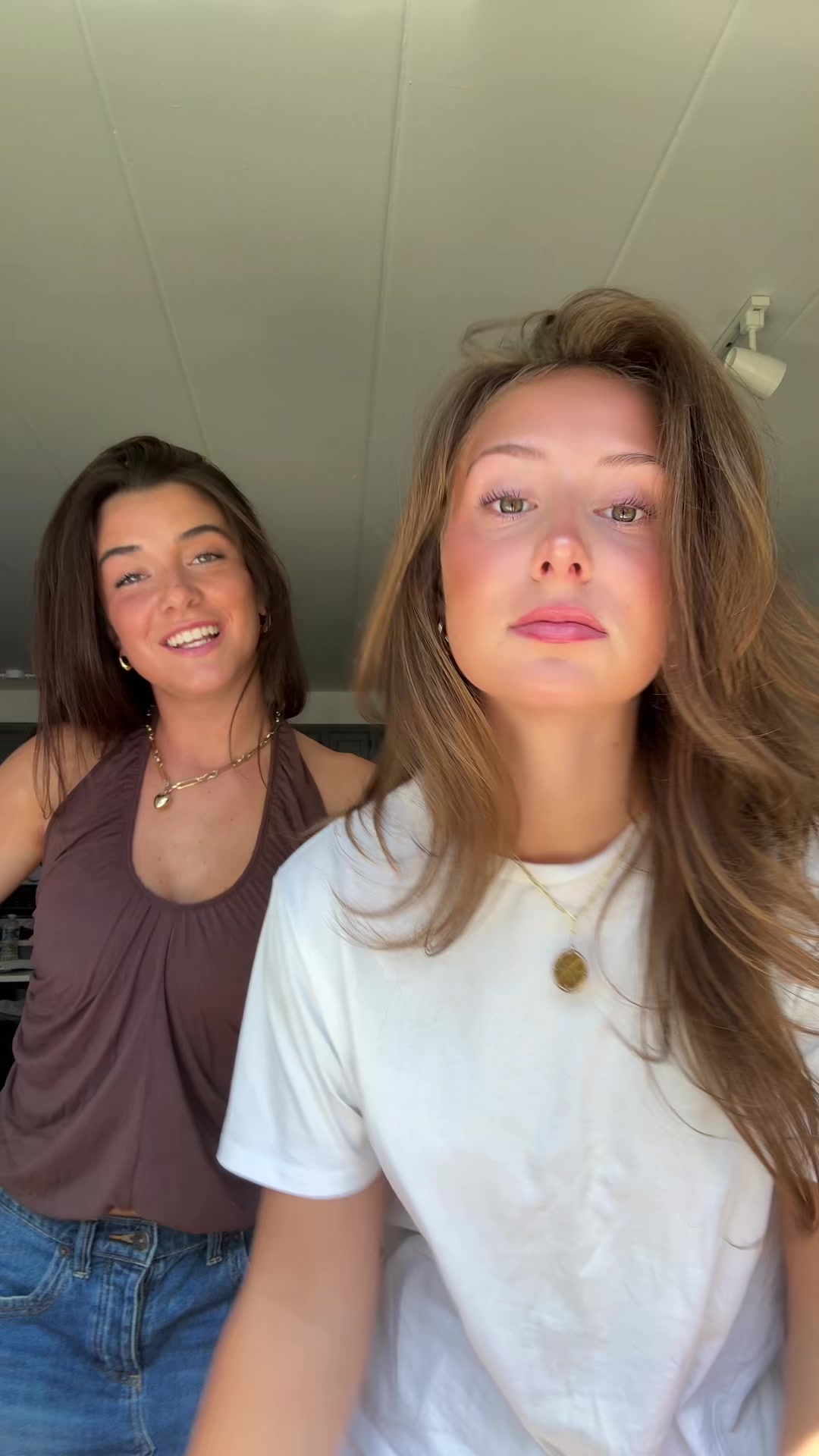 @livvylu2u