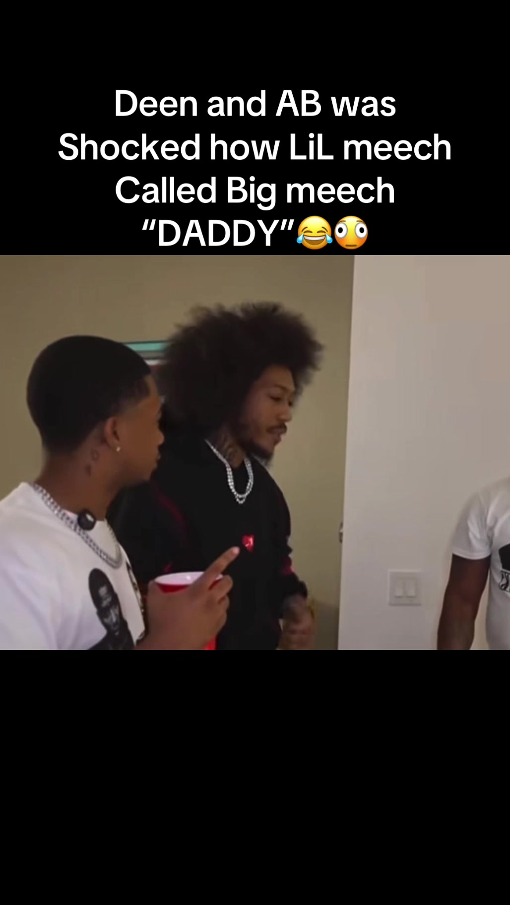 @Clipsofacentury