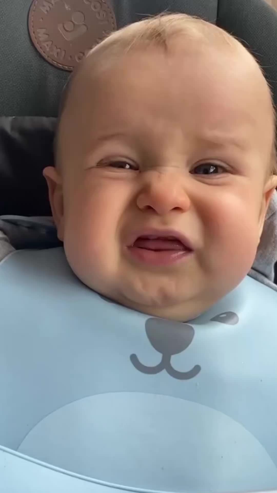 @Funny babies😂😂