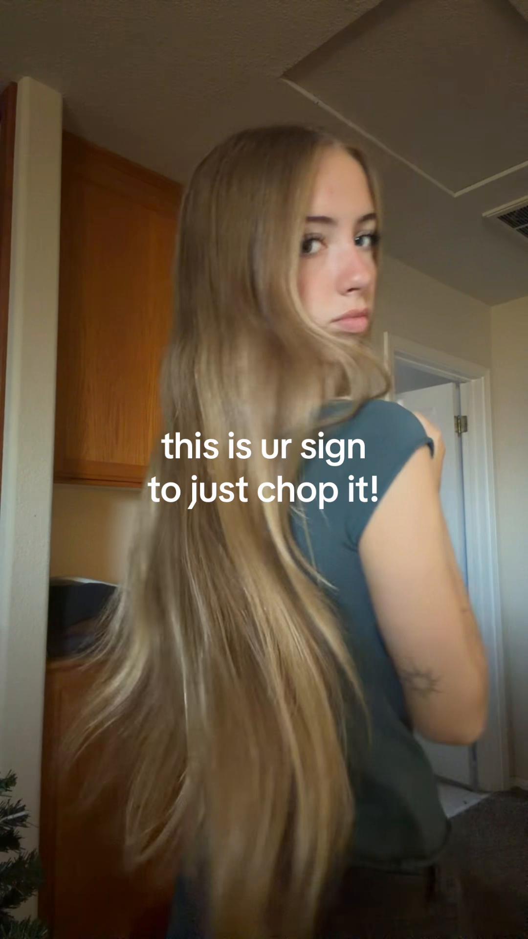 @lauren 💐🍒🎞️🧸🎀