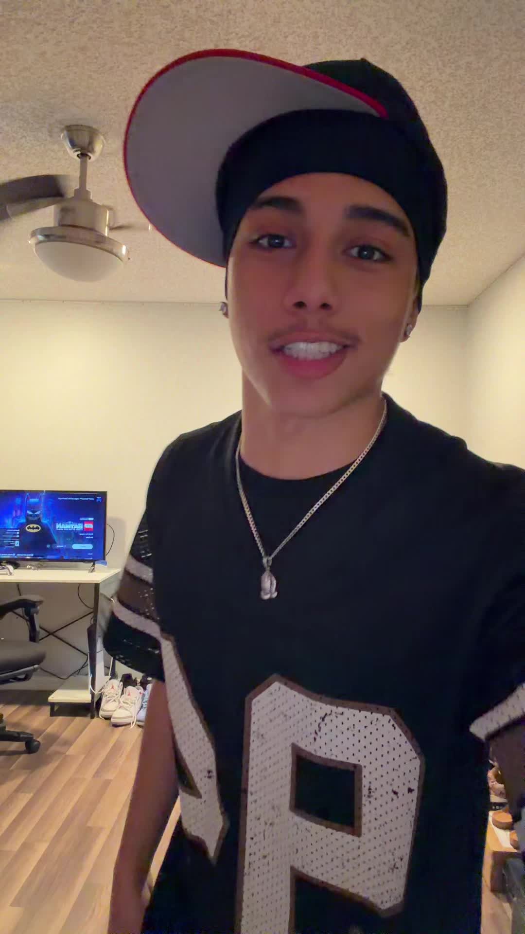 @Joelknocked