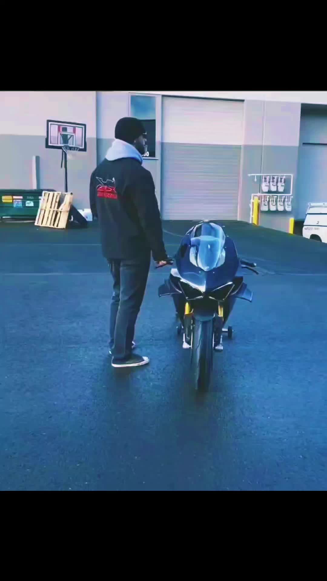 @bokweezy