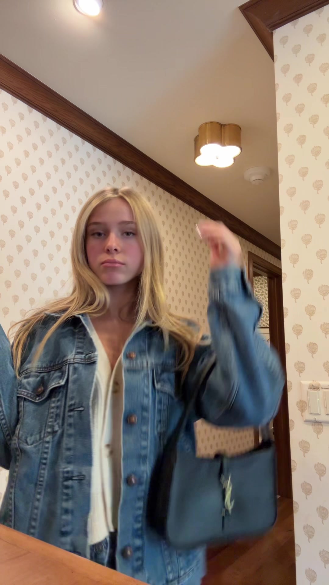@ℰ𝒱