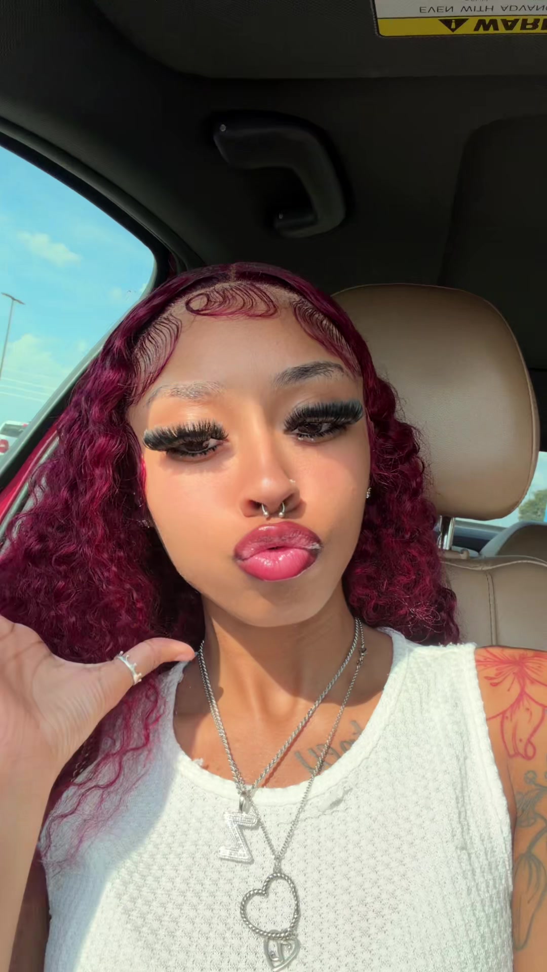 @niyahmfsanaye