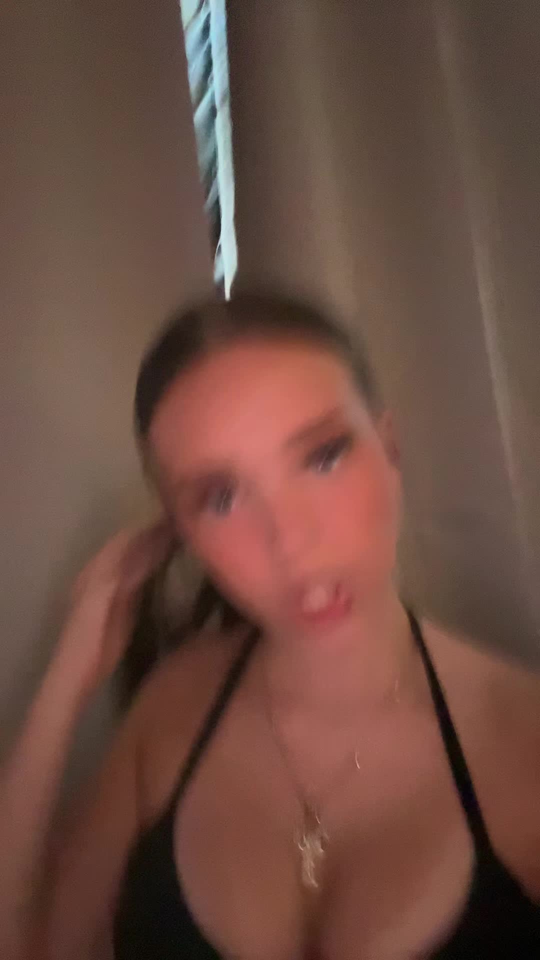 @😝