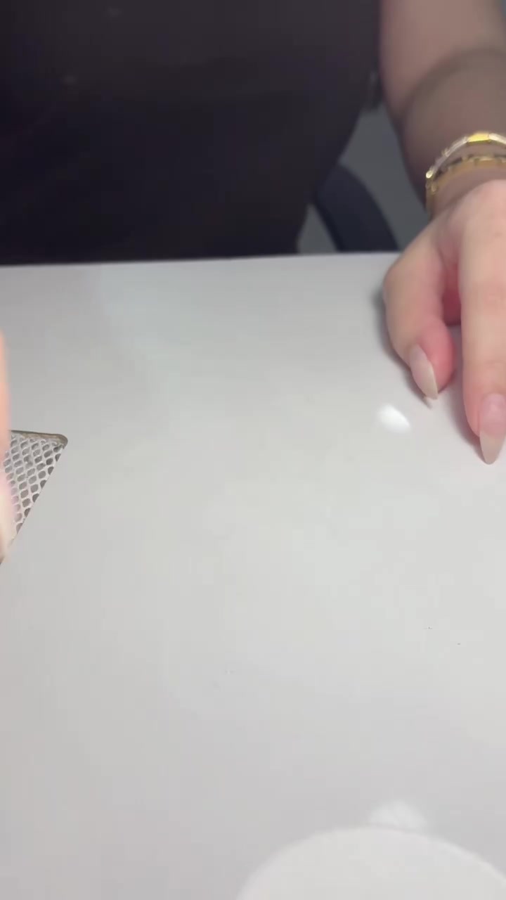 @bellaluengo.nails1