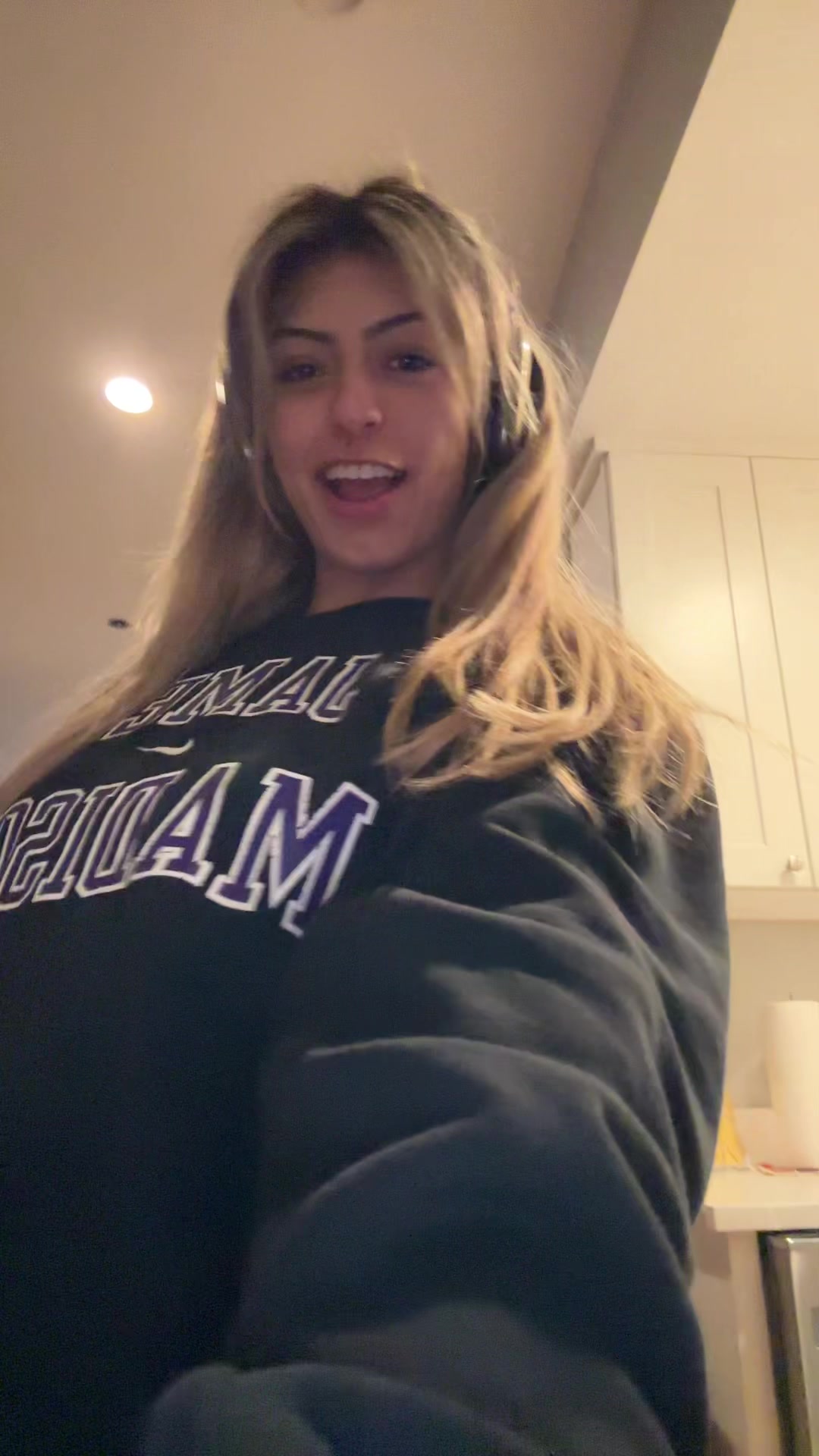 @karina