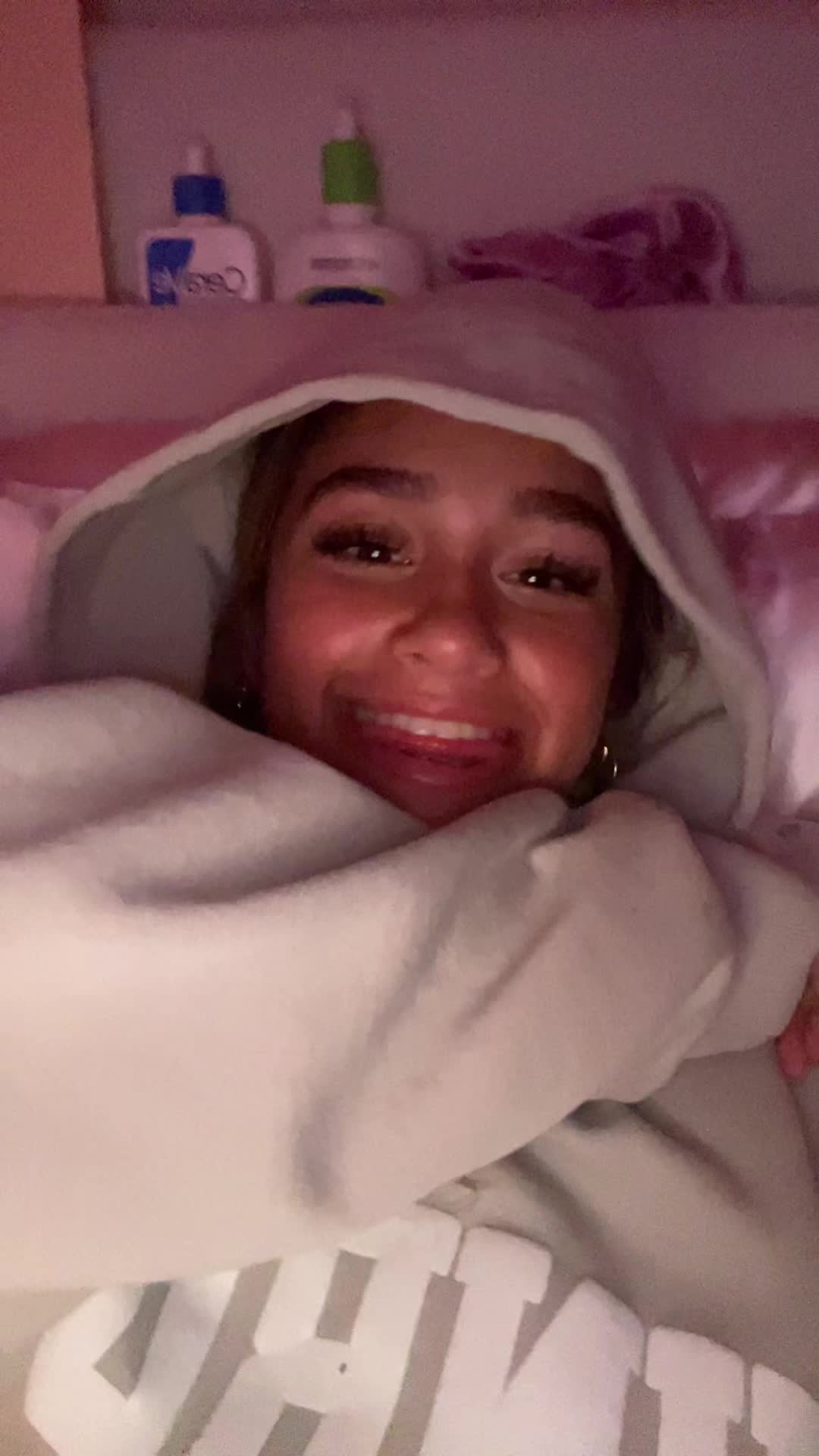 @Melana Rae