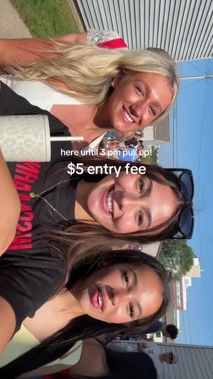 @threebeefytacos