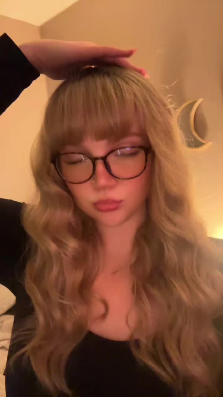 @ǝɐᴚ
