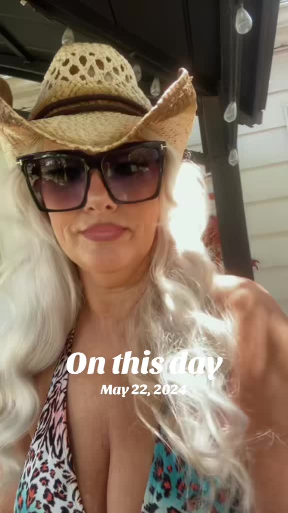 @jeanettej89
