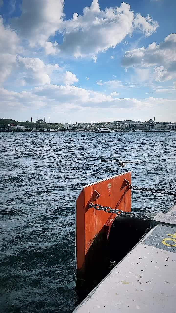@FatimaTravels