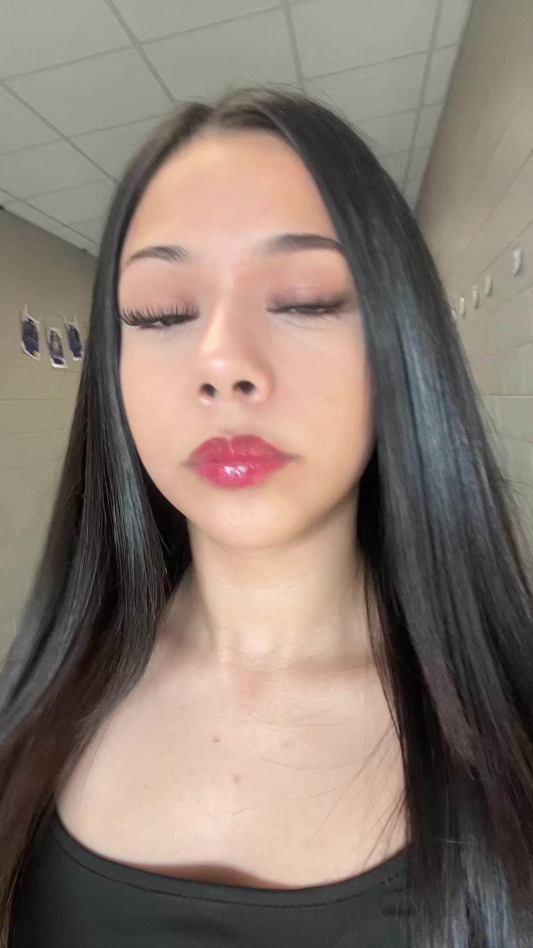 @e