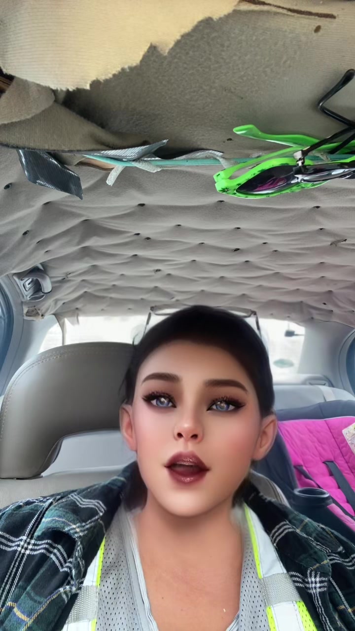 @TinaPicht
