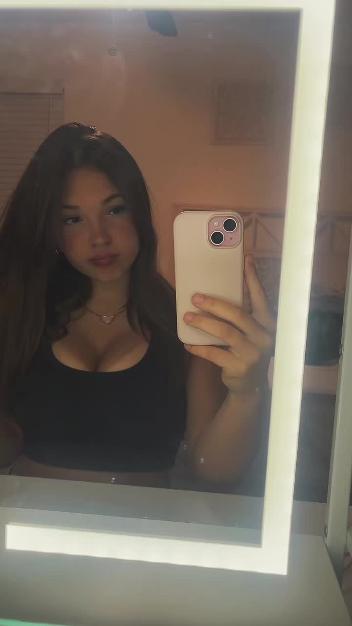 @nessa_477