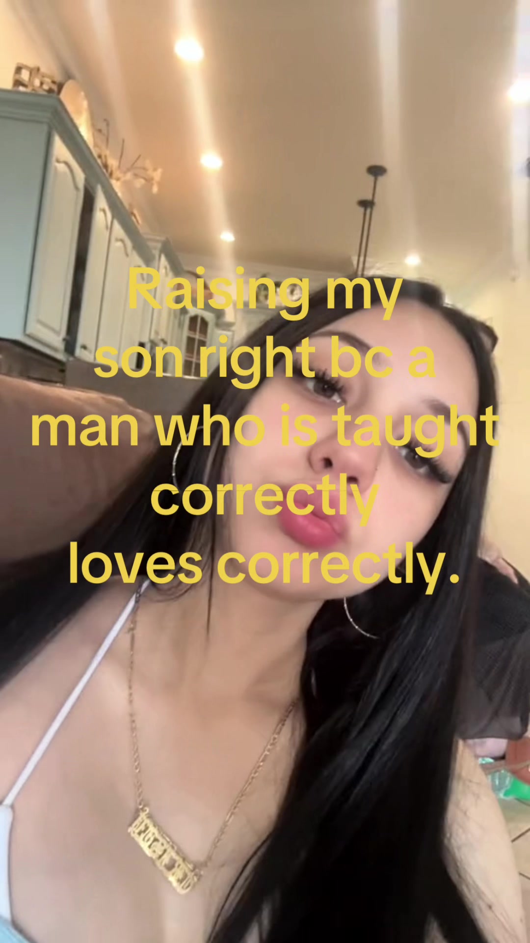 @♛𝒸𝓇𝒾𝓈𝓉𝓎♛