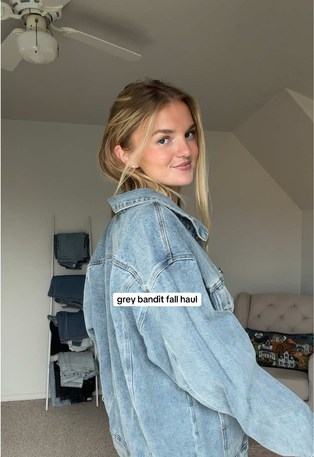 @AVA