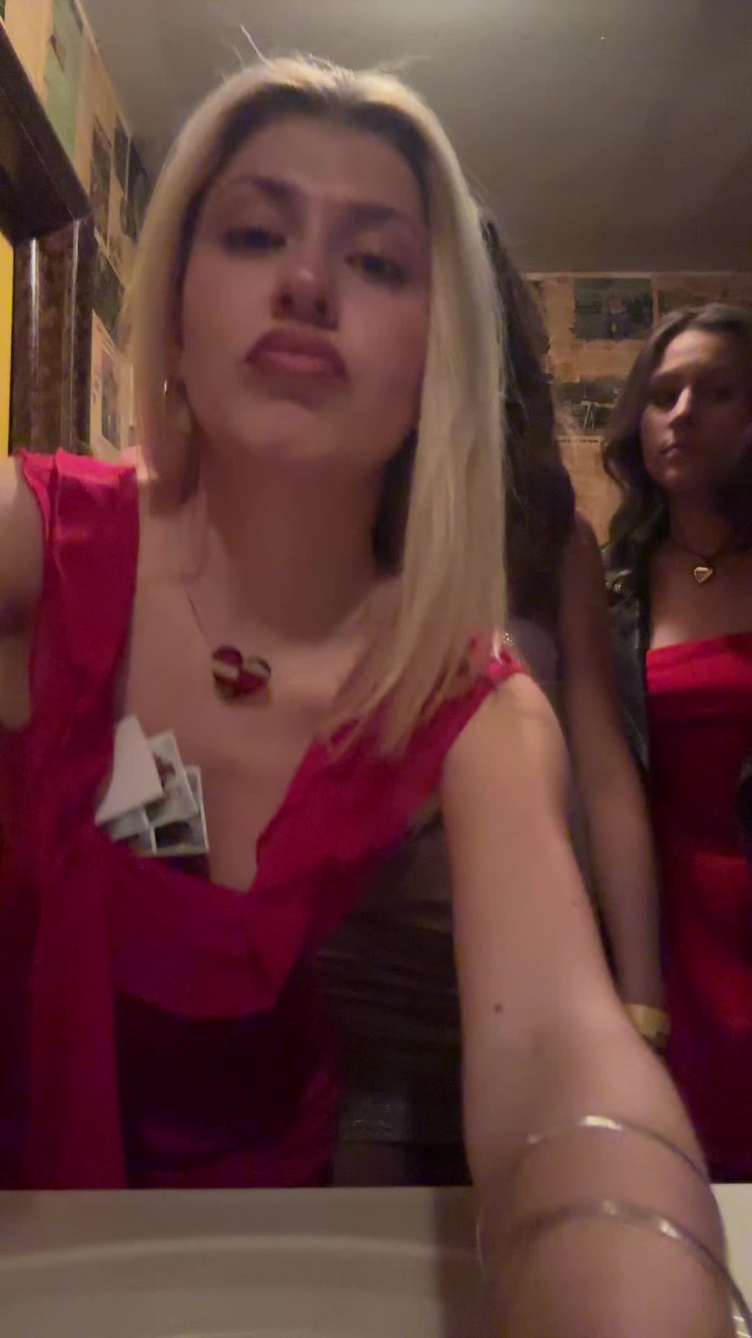 @Sadipoo