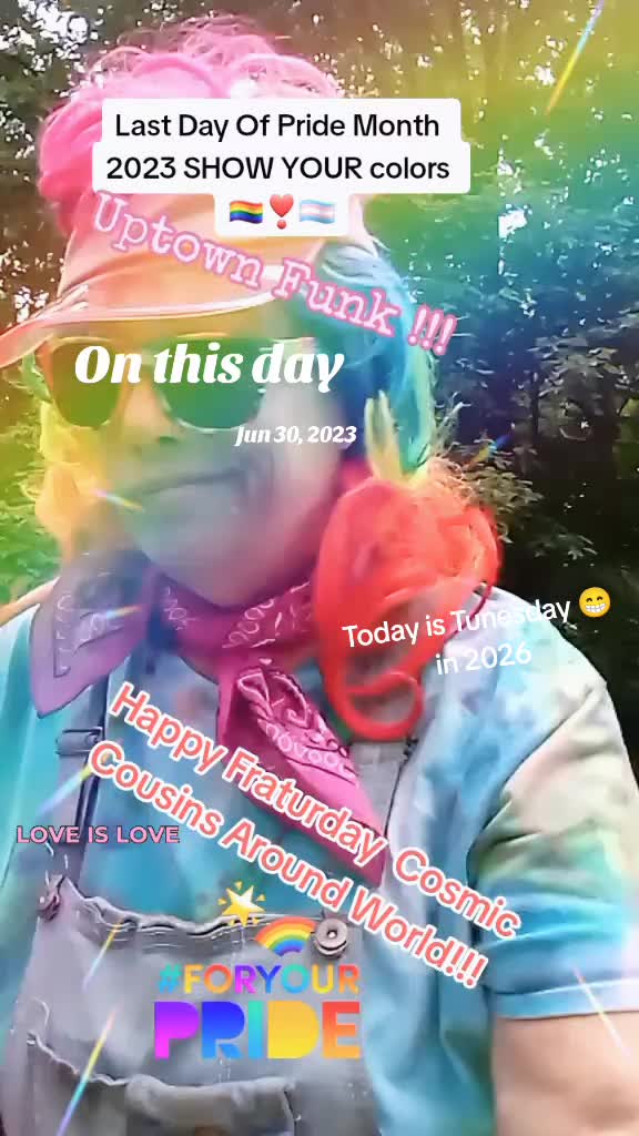 @YaYaPriestess_CrazyPaisleyLady
