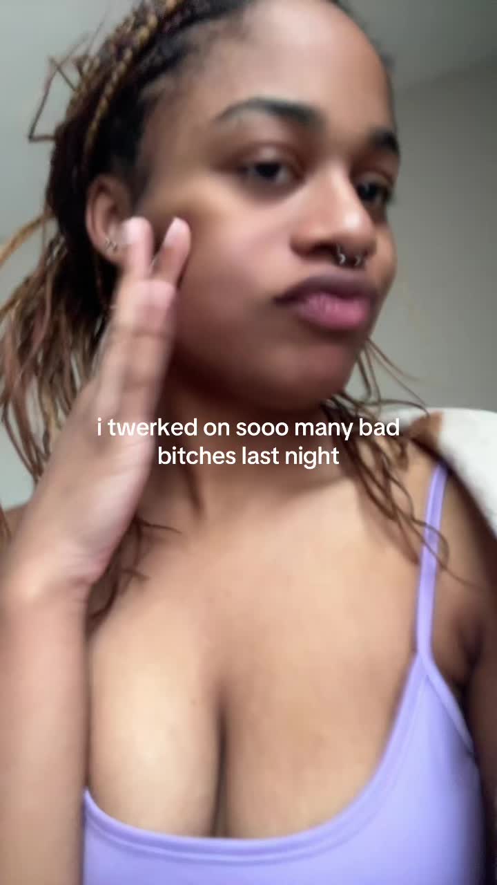 @KeKe 😝😝