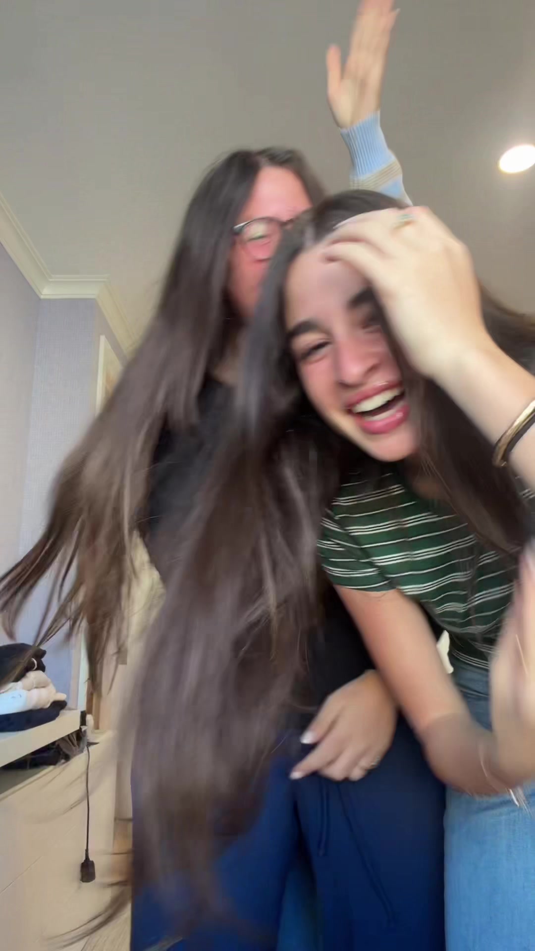 @Ilanaananananan