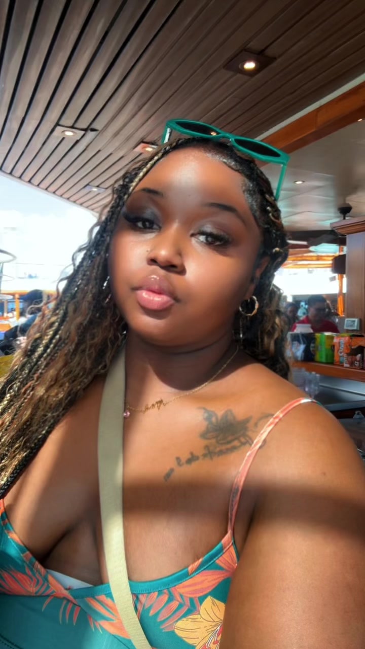 @BlxcktinkaBell