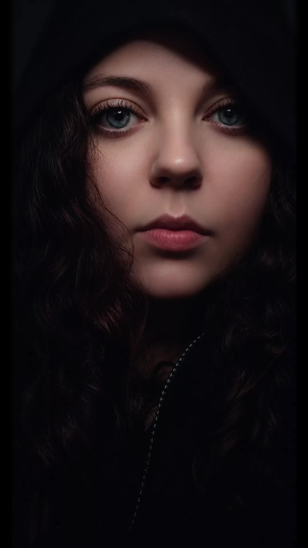 @MG·MØØN