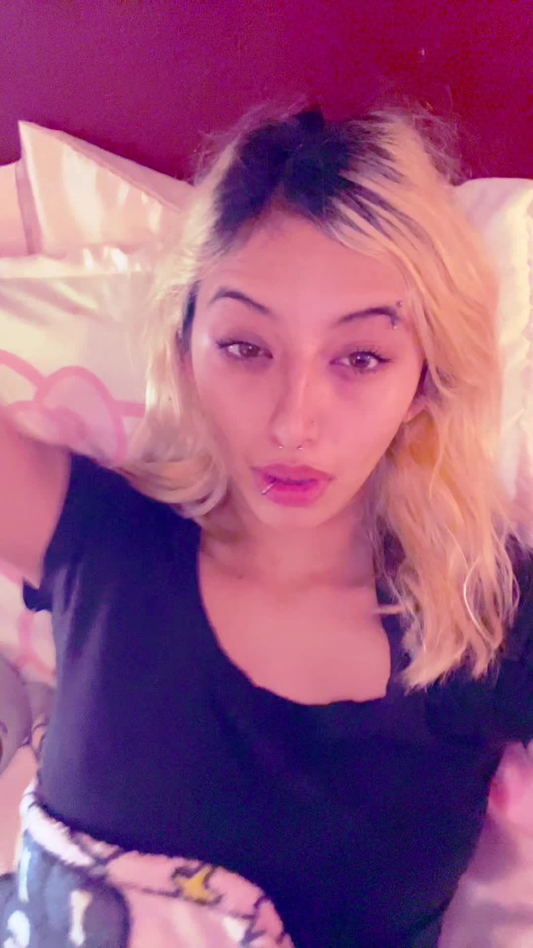 @1ntomoonsmind