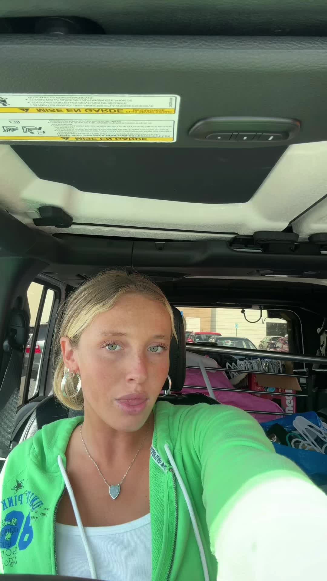@mia