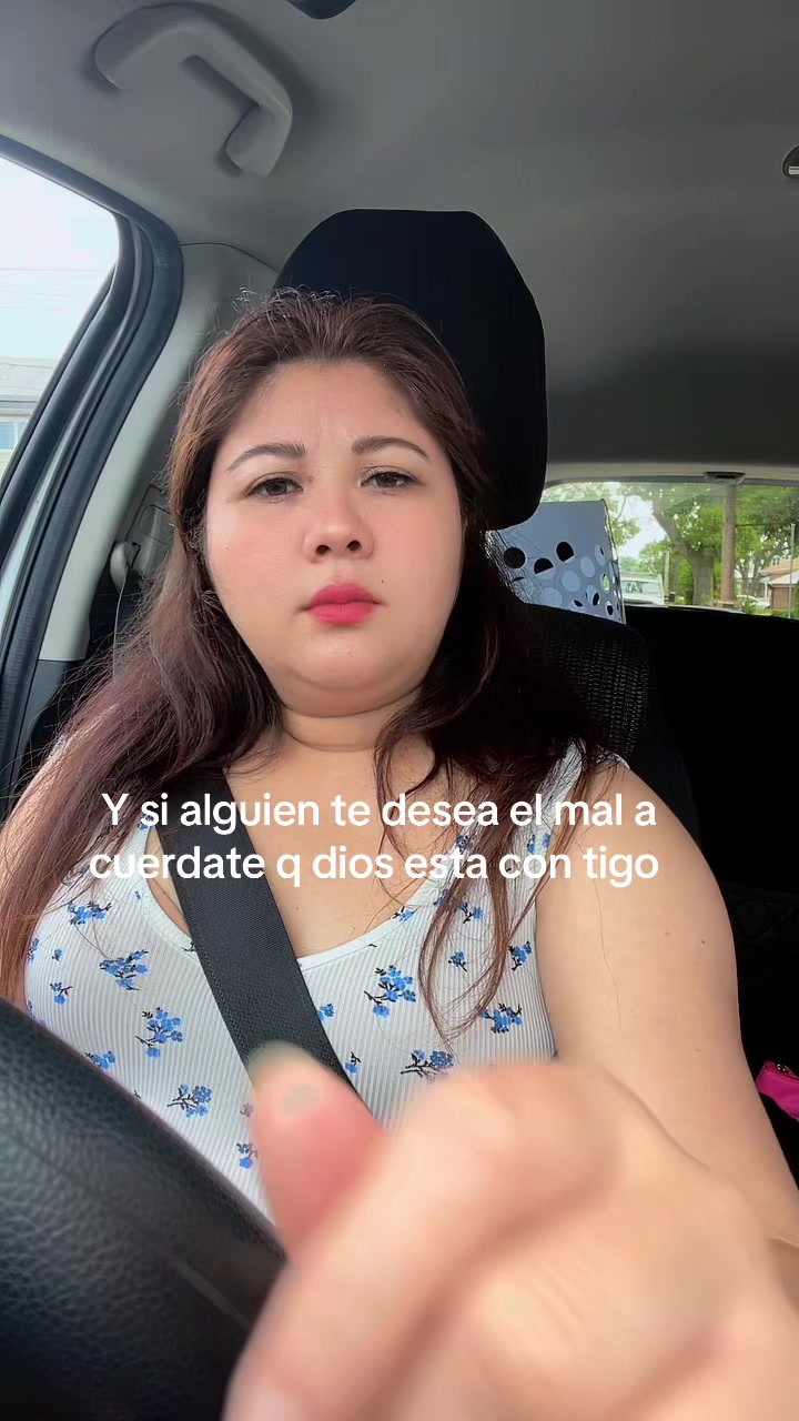 @lesly flores