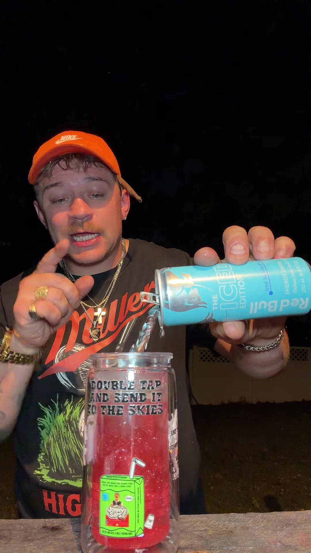 @🧃JonnySips_2.0🧃