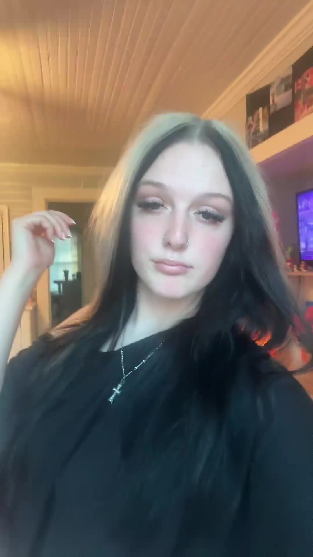 @bella mae