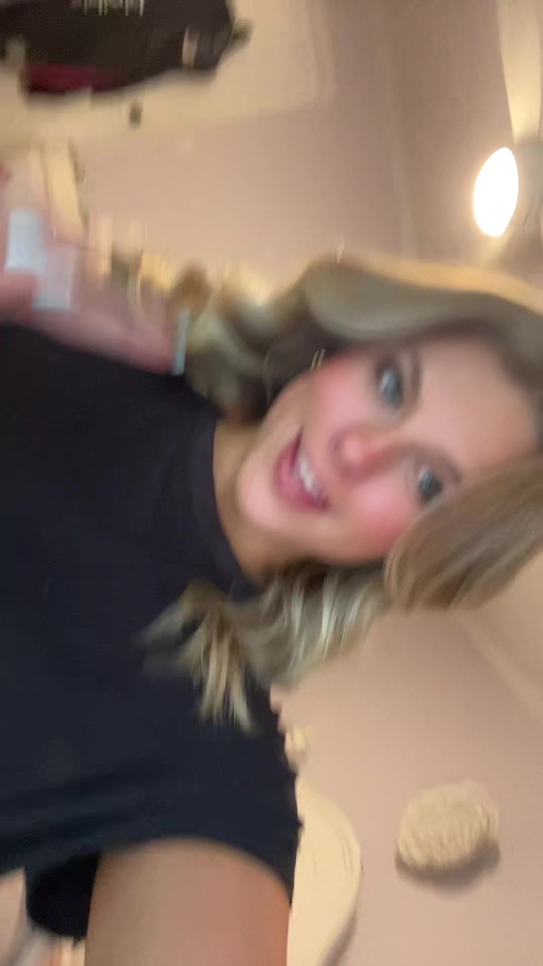 @averyhill24