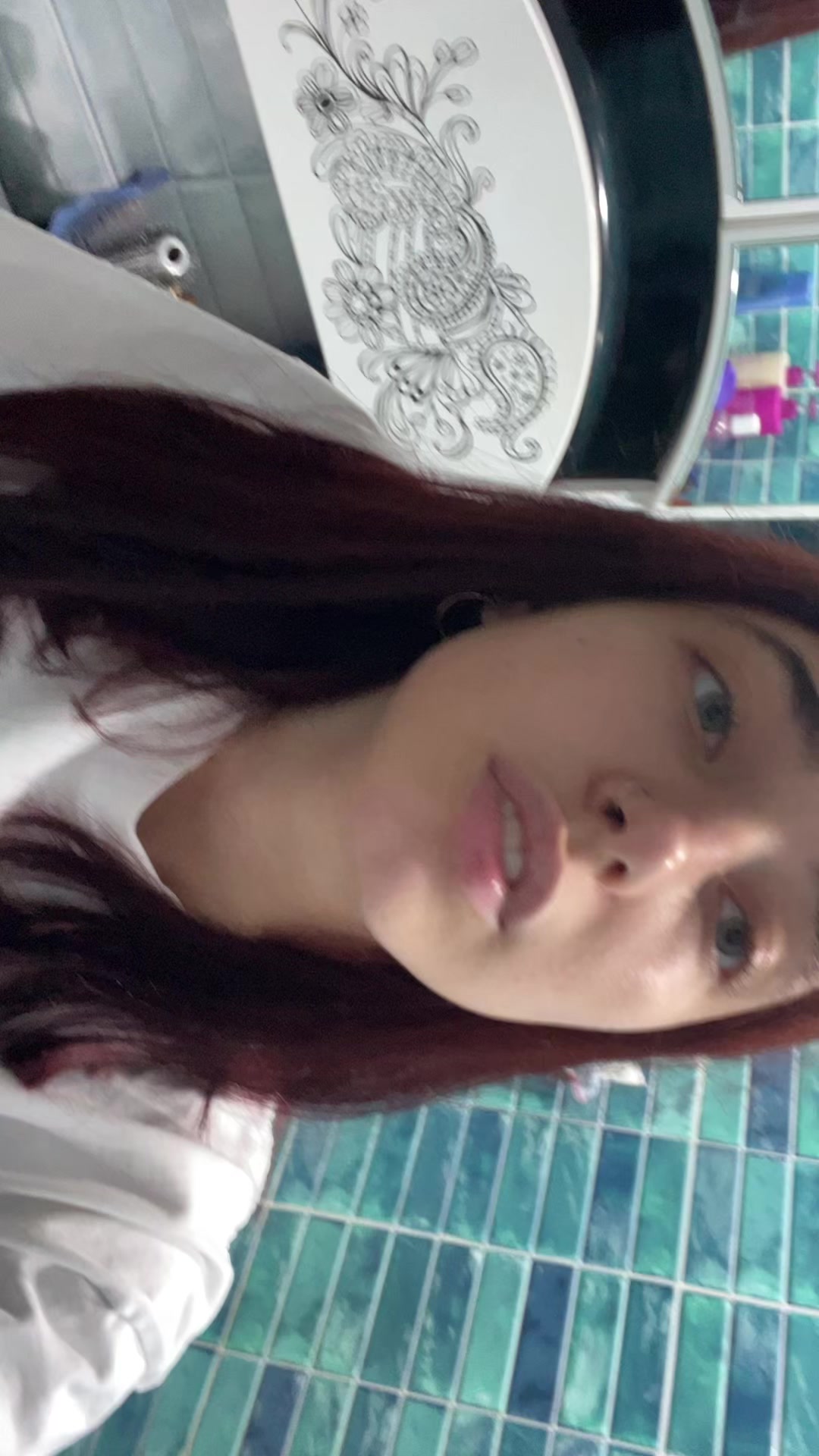 @lipwix🕷️