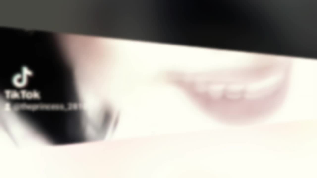 @꧁༺❤️ тнє ѕмιℓєу кιℓℓєя ❤️༻꧂