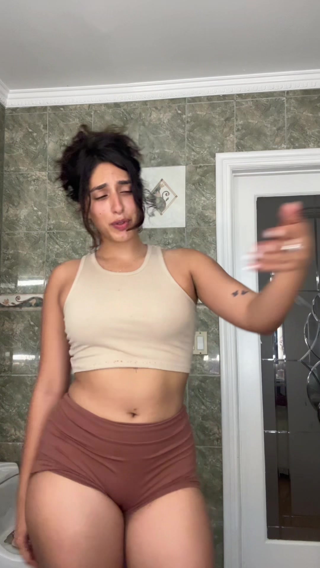 @urgrllcrush