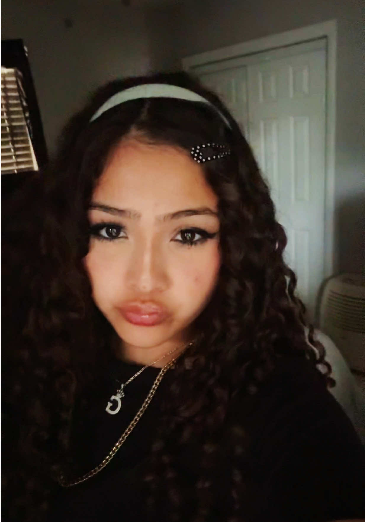 @overlytuffknucklesgx
