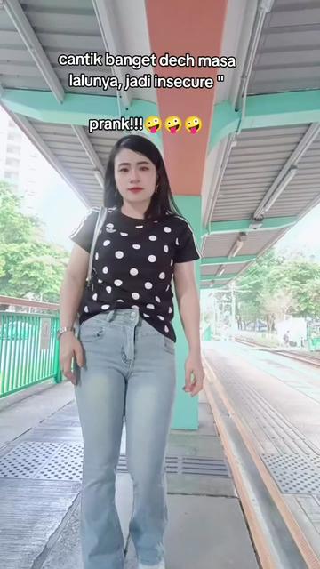 @Molly Jiwa beauty