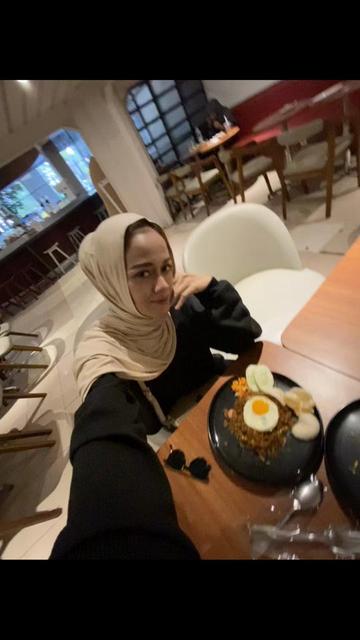 @Hot mommyy🔥