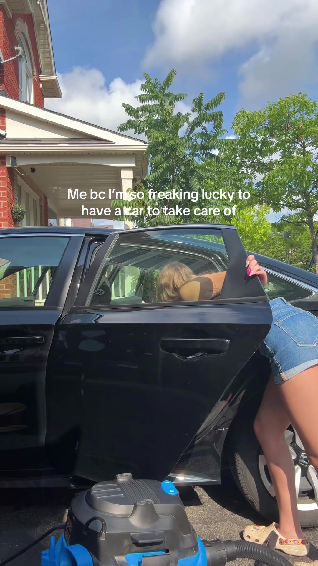 @Lacey Fox