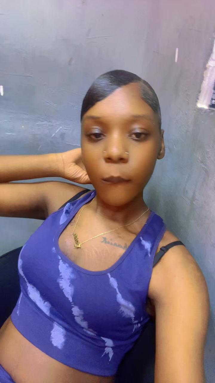 @shaniek_0