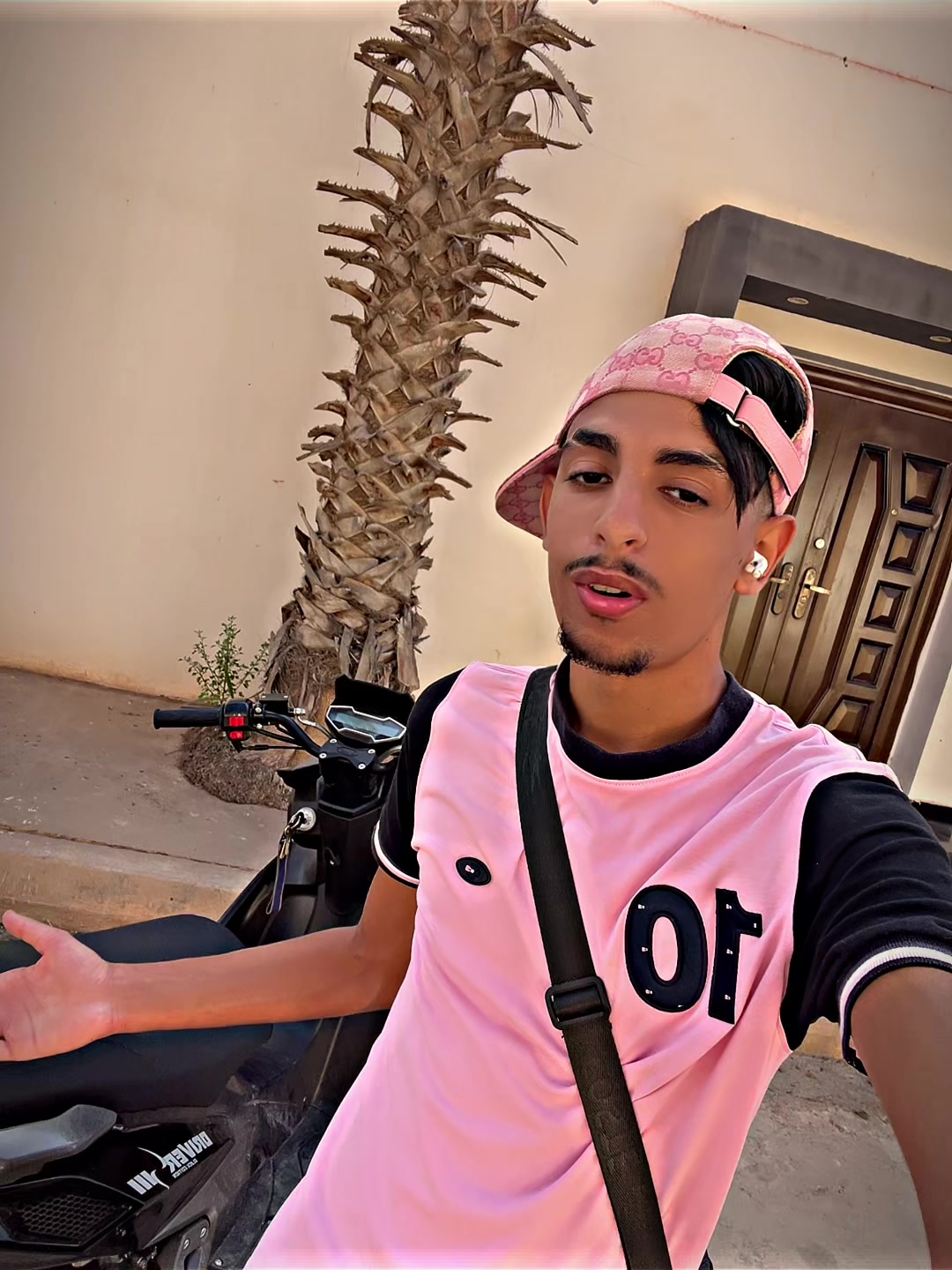 @𝓣𝓬𝓱𝓲𝓴𝓸𝓾 𝓹𝓪𝓽𝓻𝓸𝓷🦁