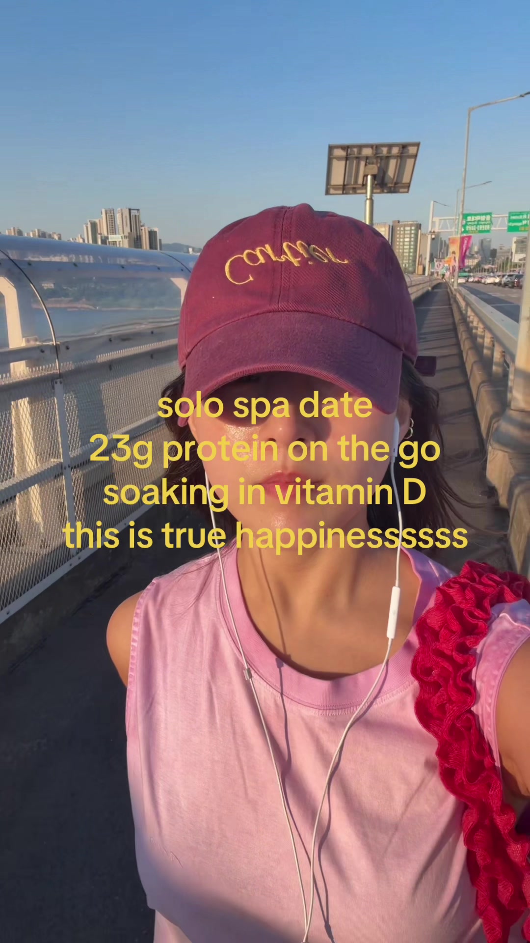 @_jenniferha_