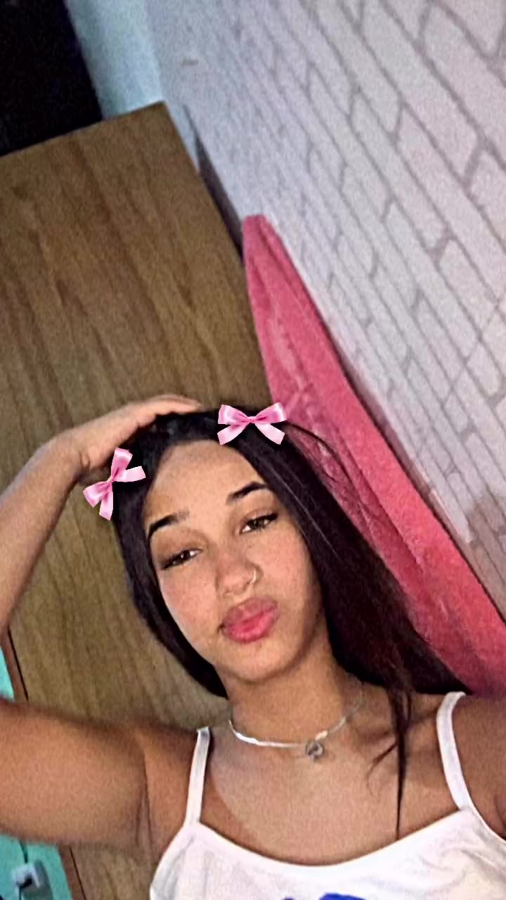 @🇩🇪 Emilly🦾vit&oacute;ria🇩🇪